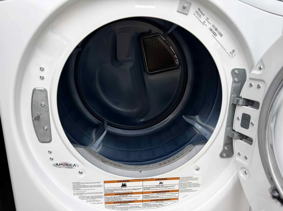 Whirlpool Washer + Electric Dryer Set — Clean & Ready - Image 3