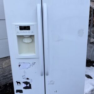 GE Side-by-Side Refrigerator – Reliable Everyday Fridge