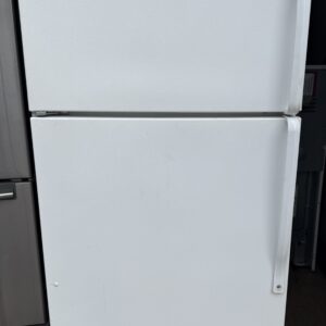 Amana Top Freezer Refrigerator – White