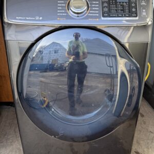 Samsung Gas Dryer with Steam – 7.5 Cu Ft Capacity – Black Stainless