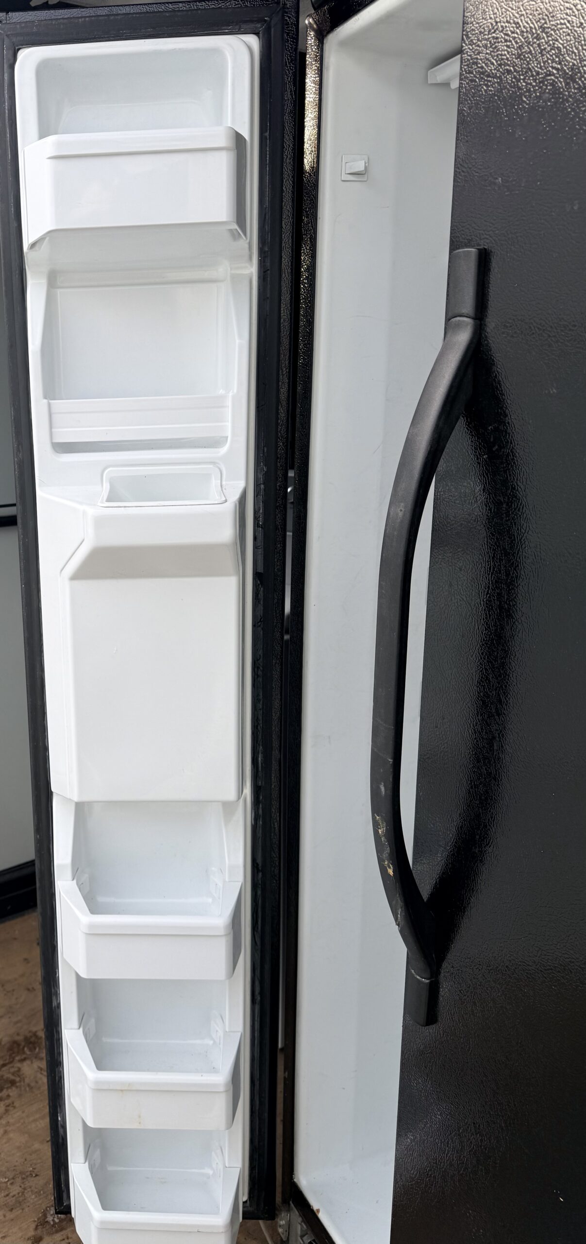 Kenmore Coldspot Side-by-Side Refrigerator - Image 3