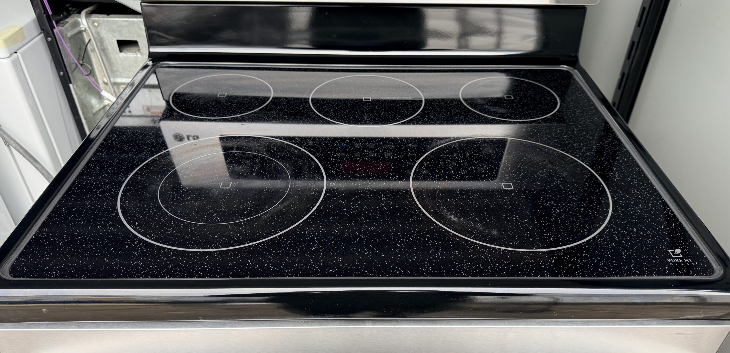 LG Stainless Steel Sleek Glass Cooktop Electric Range - Image 4