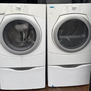 Whirlpool Duet Front Load Washer and Gas Dryer Set in White