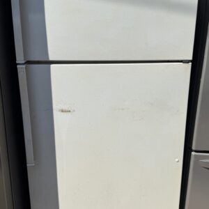 Kenmore Coldspot Refrigerator – Classic Reliable Unit