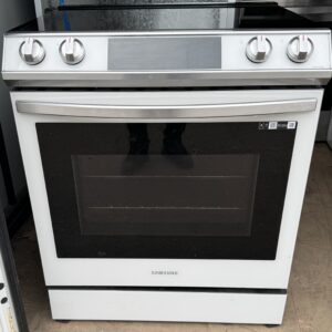 Samsung White Glass Slide-In Induction Range