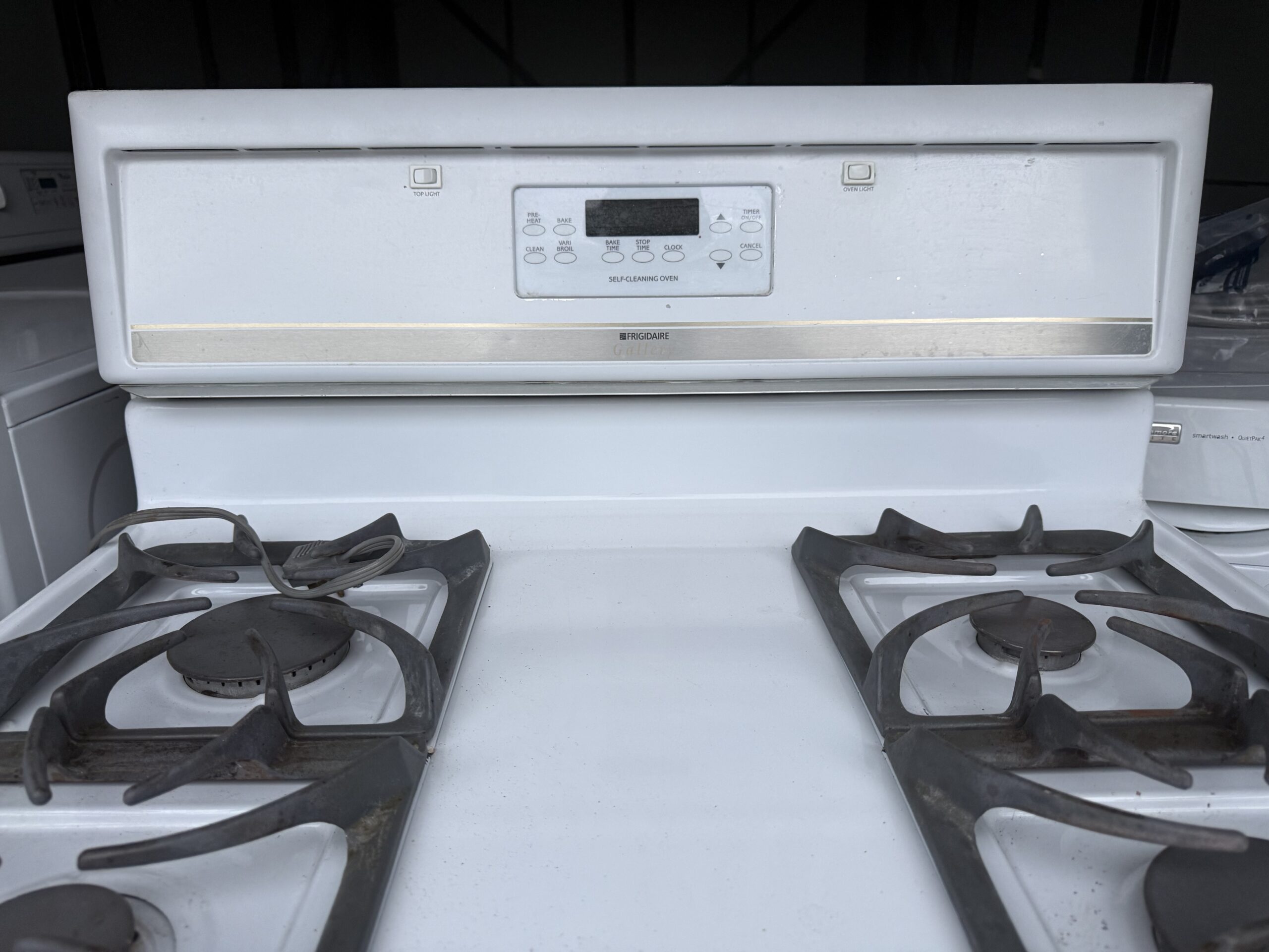 Frigidaire Gas Cooktop – Reliable 30” Built-In Unit - Image 3