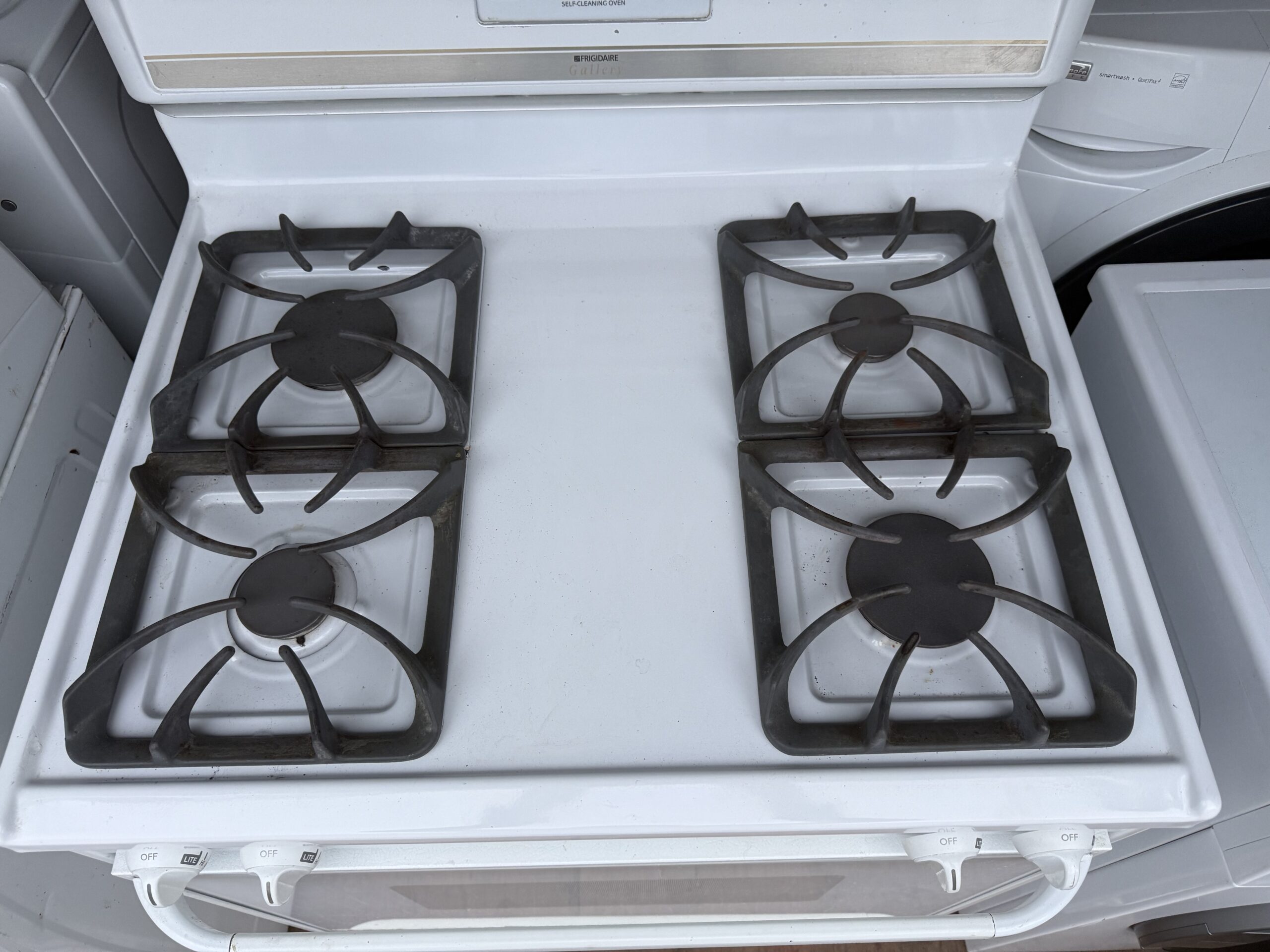 Frigidaire Gas Cooktop – Reliable 30” Built-In Unit - Image 4