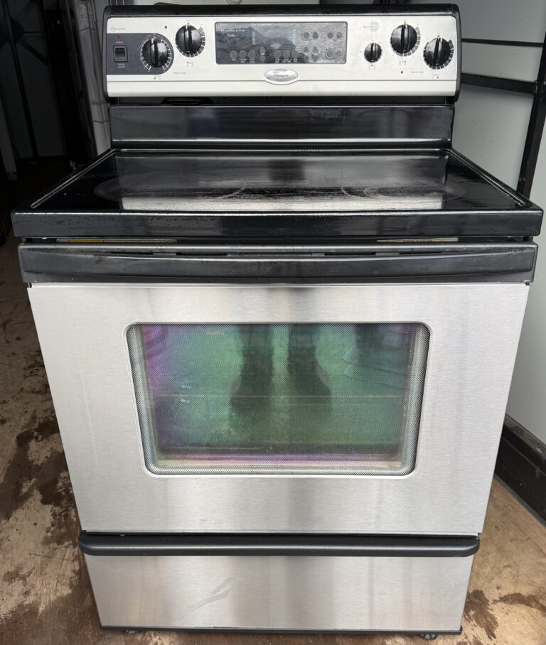 Whirlpool Electric Range Stainless Steel 30 in — Front View