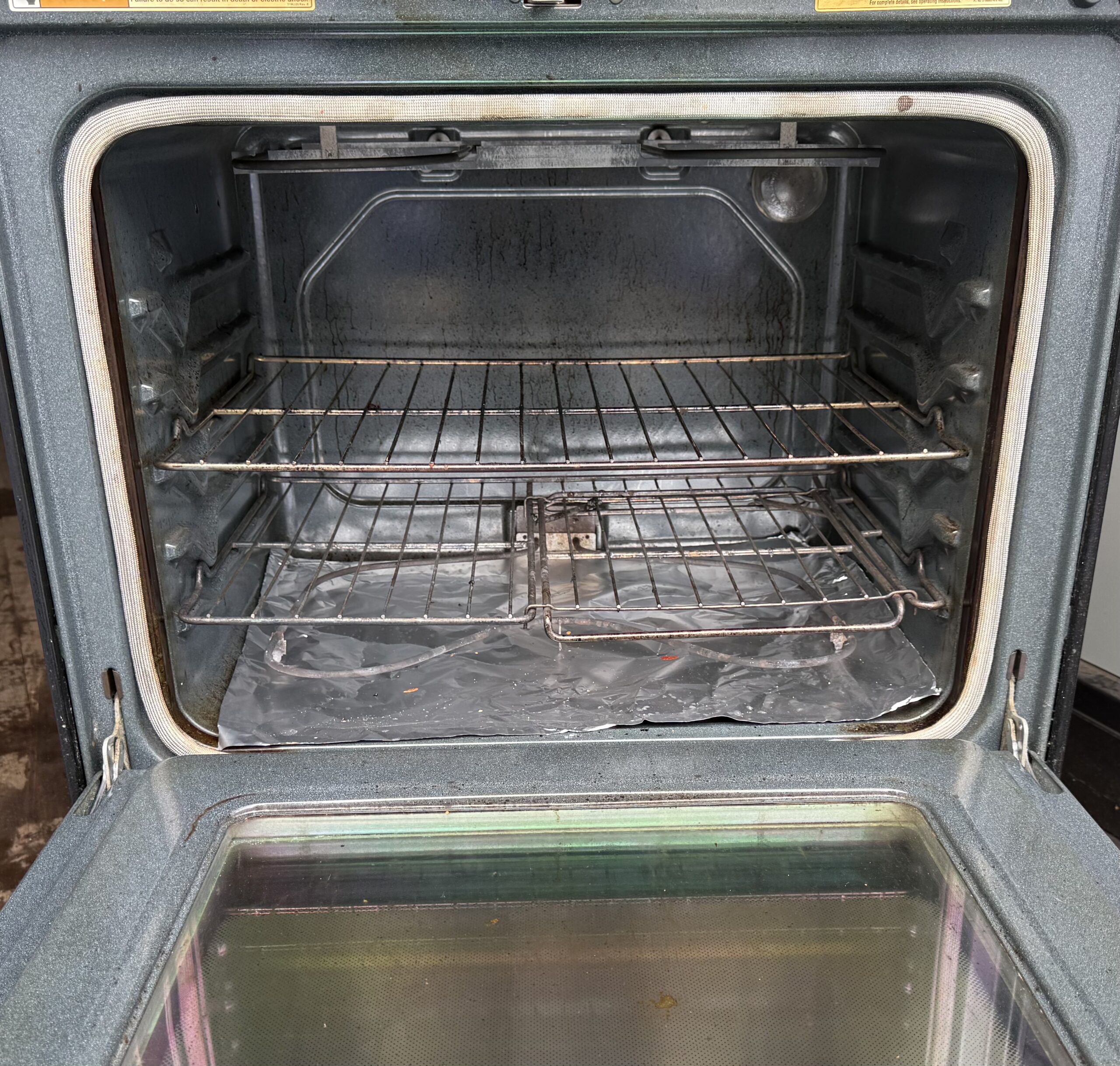 Whirlpool Electric Range — Oven Cavity Interior