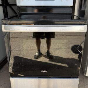Whirlpool electric range stainless steel with smoothtop, front view