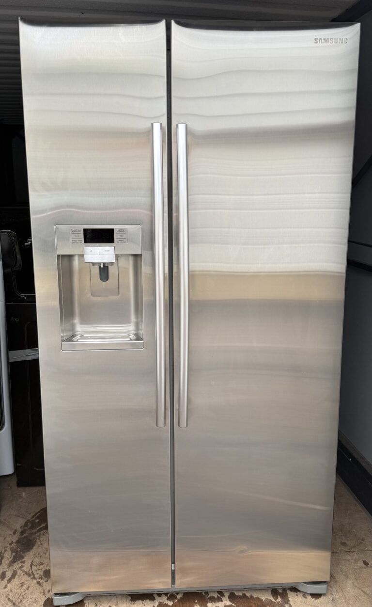 Samsung Counter Depth Side-by-Side Refrigerator Stainless Steel — Front View