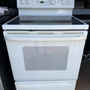 GE 30 inch white freestanding smoothtop electric range, front view