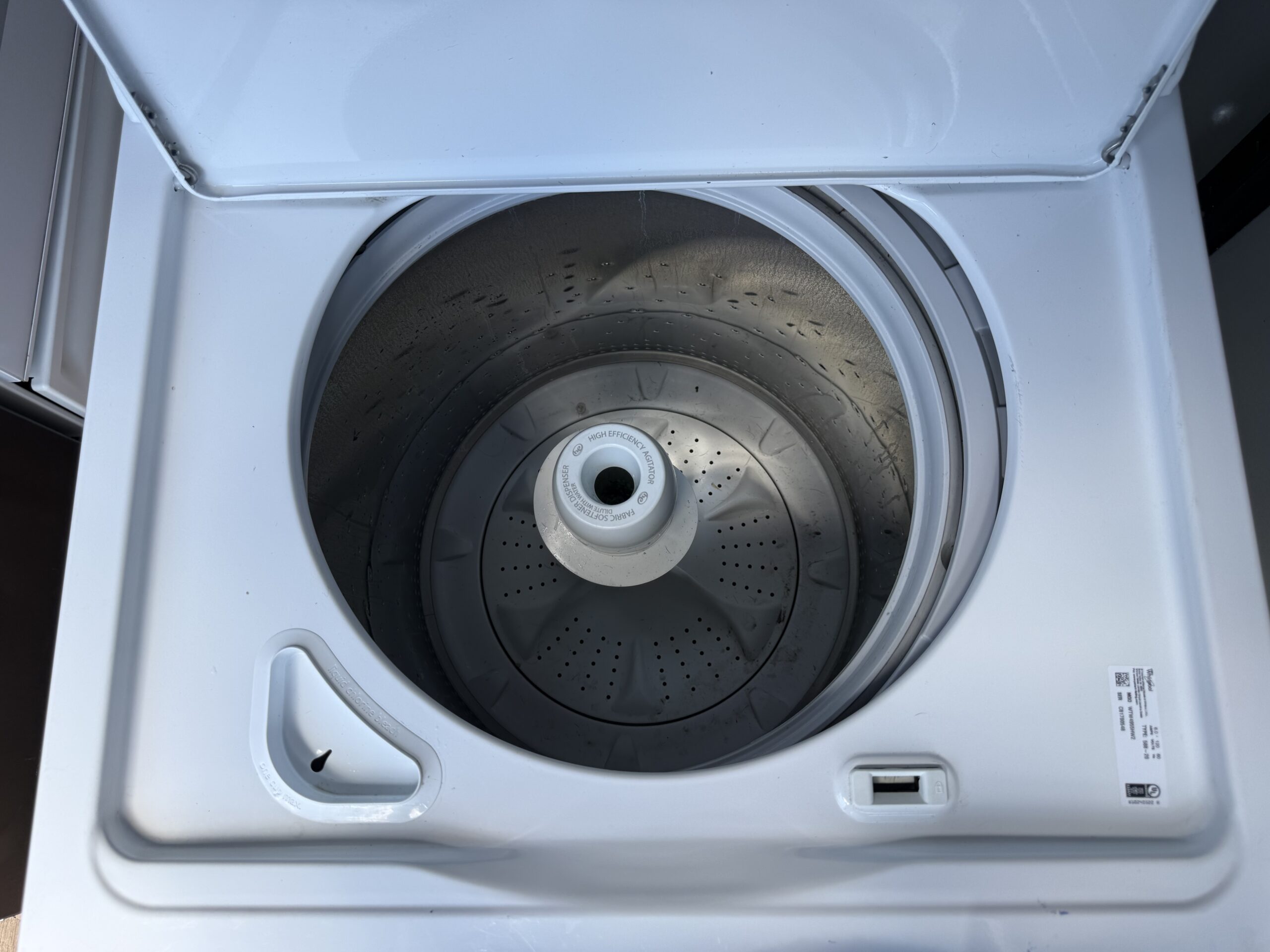 Whirlpool Top Load Washer — Tub Interior