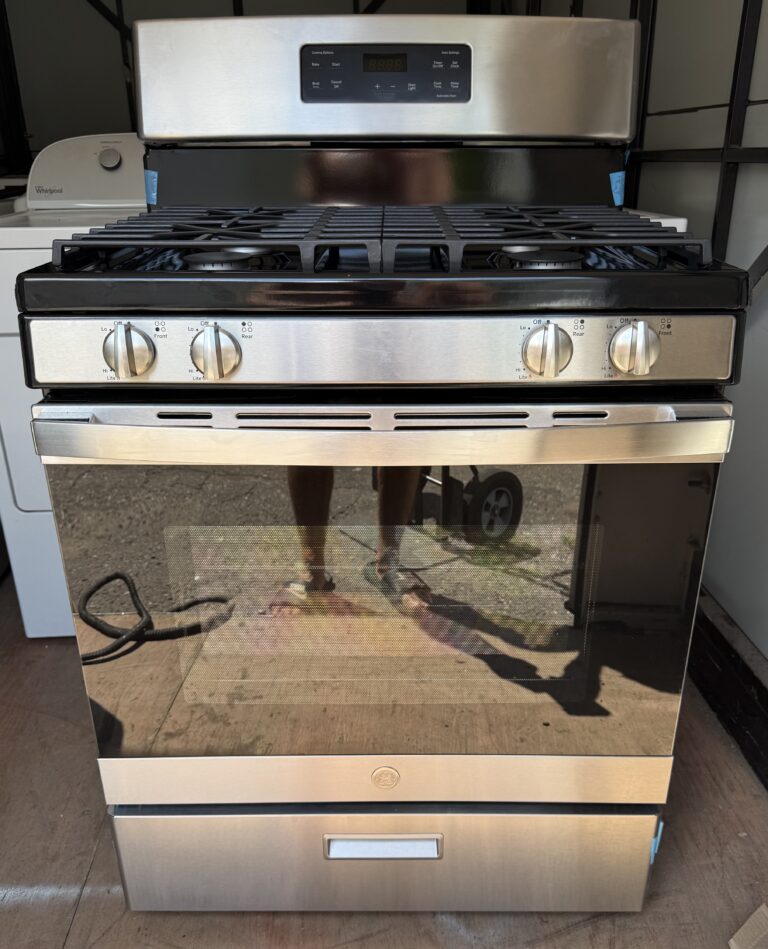 New GE 30 inch gas range stainless steel — front view