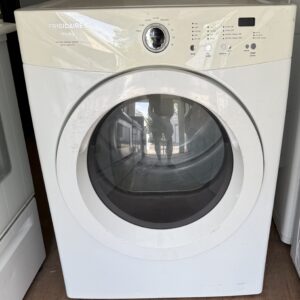 Frigidaire Affinity gas dryer white 7.0 cu ft — front view