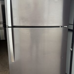 Whirlpool 21 cu ft top freezer refrigerator black stainless — front view