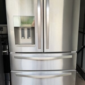 Whirlpool 4-door French door refrigerator stainless steel — front view