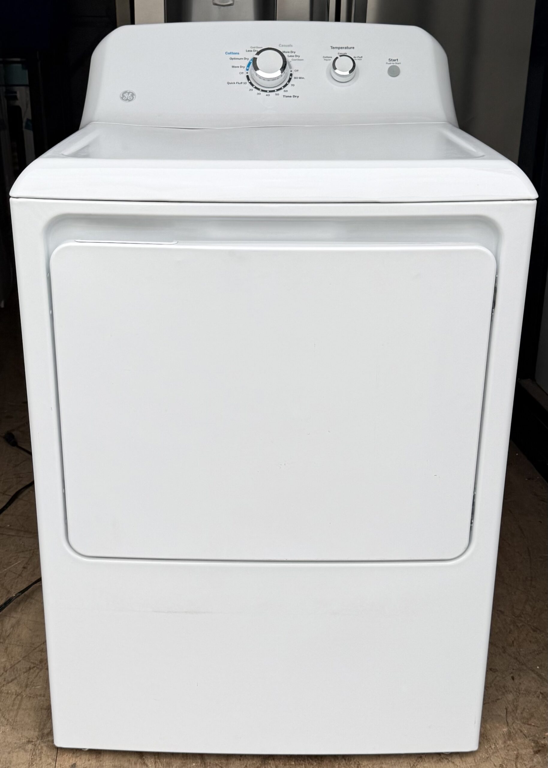 GE 7.2 cu ft Electric Dryer — White