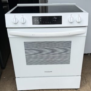 Frigidaire 30" Electric Range — White Smooth Cooktop