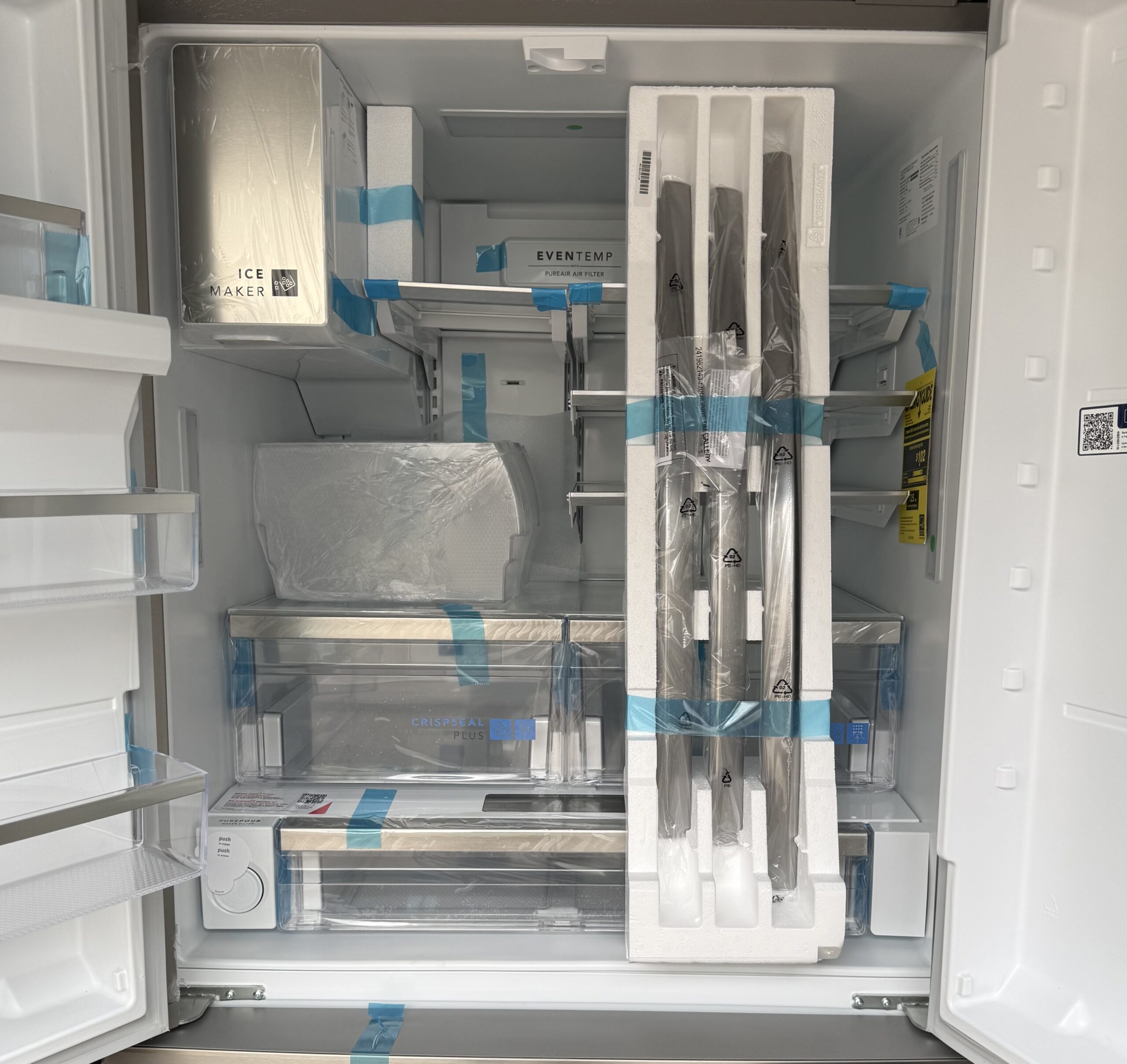 Frigidaire Gallery 28 cu ft French Door Refrigerator — Stainless - Image 2