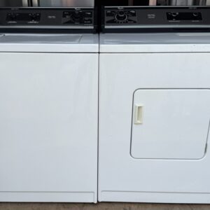 Whirlpool washer and dryer set white — front view