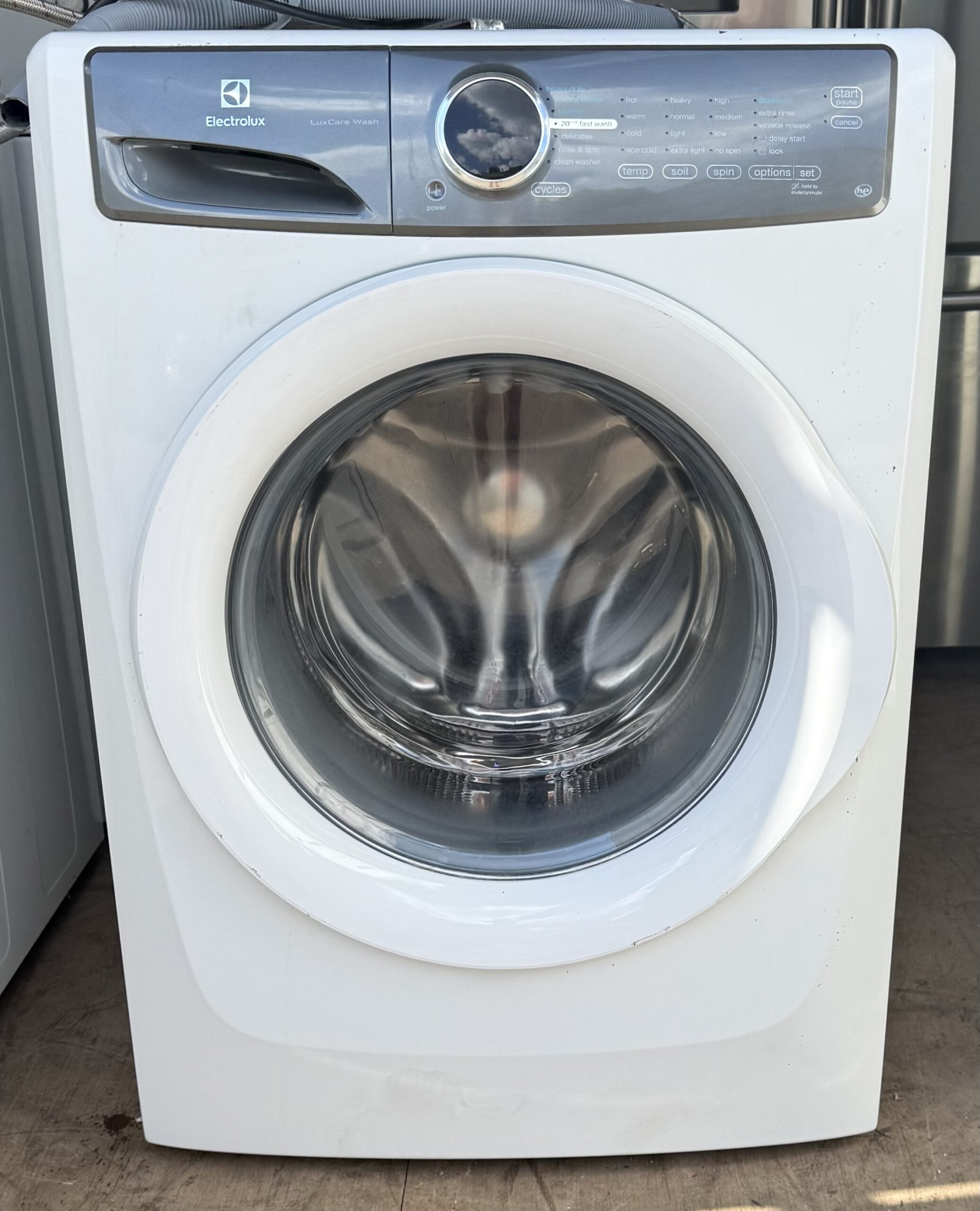 Electrolux front-load washer white — front view