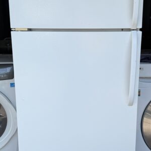 Tappan top-freezer refrigerator white — front view, doors closed