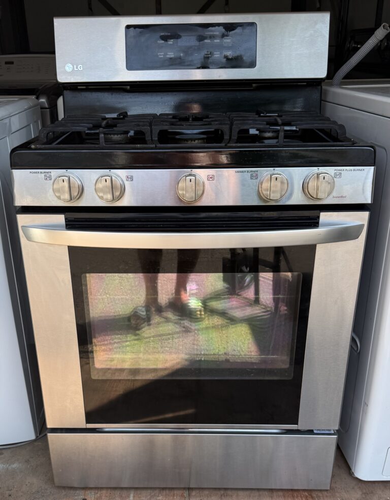 LG 30 inch stainless steel freestanding gas range — front view