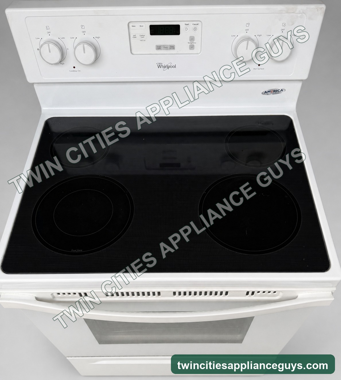Smooth ceramic-glass cooktop with four elements