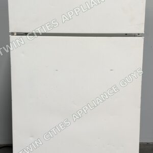 White Hotpoint top-freezer refrigerator front view with both doors closed